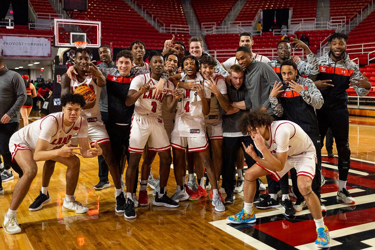 Texas A&M Corpus Christi Islanders at Lamar Cardinals Mens Basketball