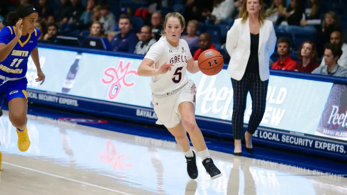 Saint Mary's Gaels at Wyoming Cowgirls Womens Basketball