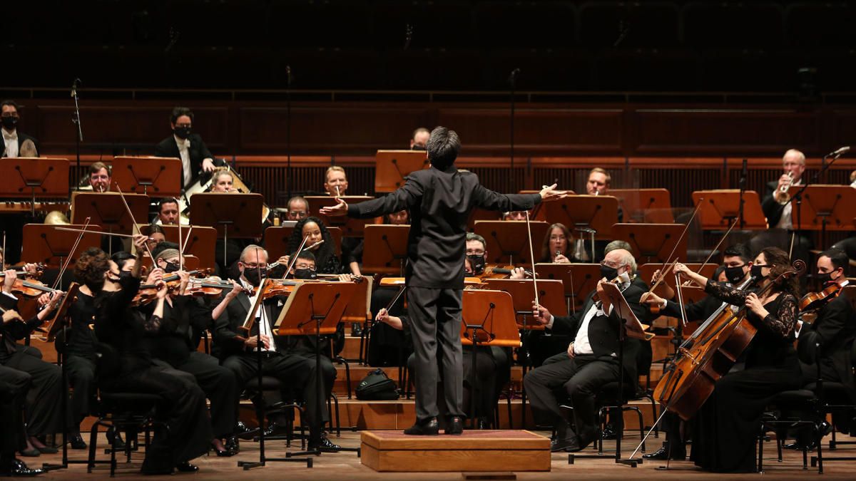 Milwaukee Symphony Orchestra - Masur Conducts Missa Solemnis at Bradley Symphony Center