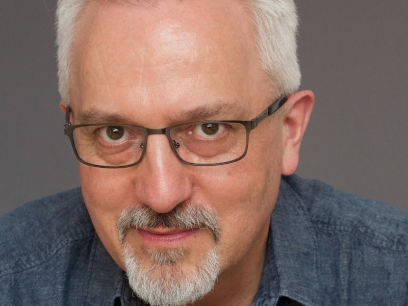 Alan Hollinghurst: Literary Luminary