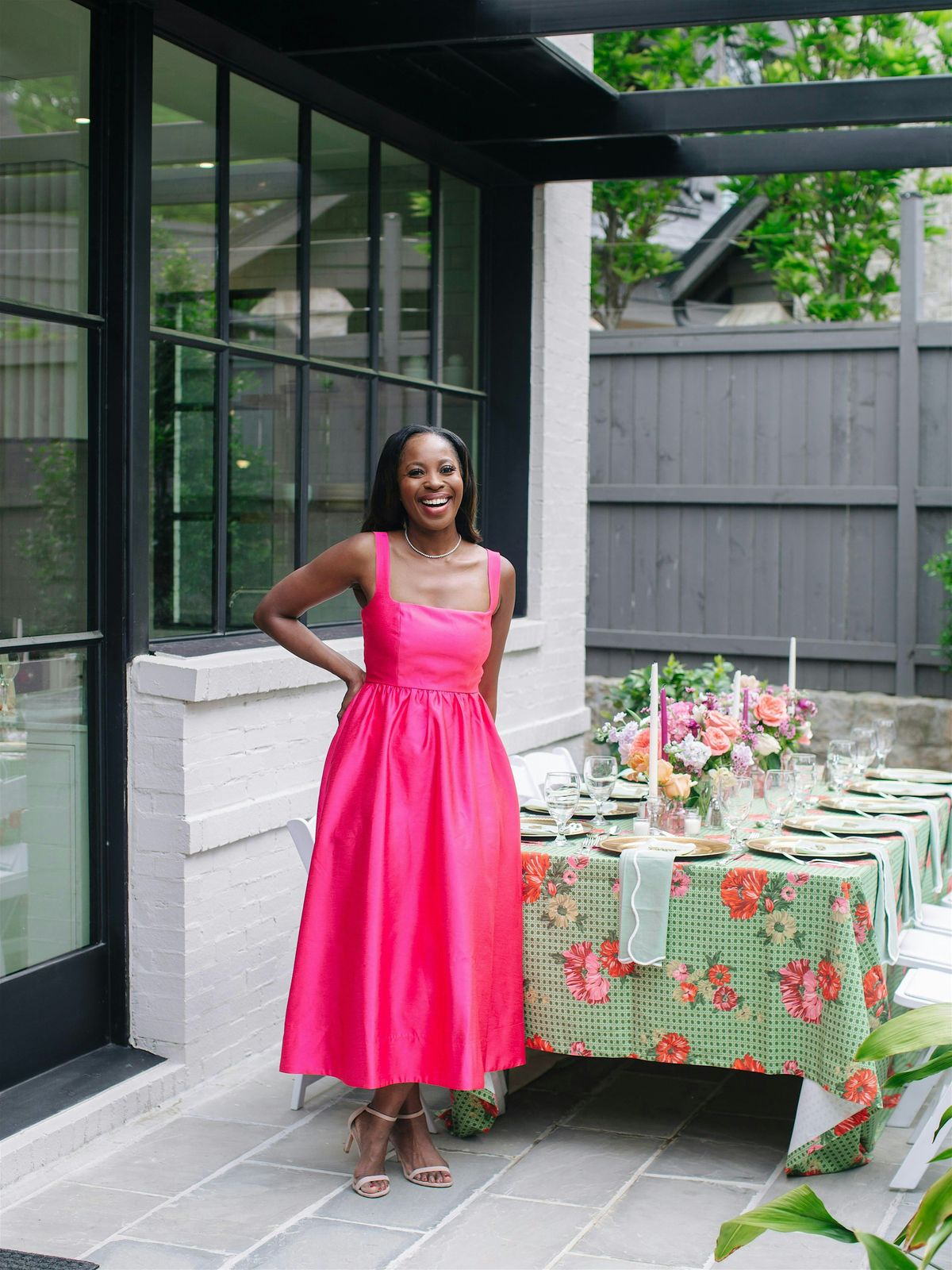 How To Host: A Masterclass in Simple, Sophisticated Entertaining