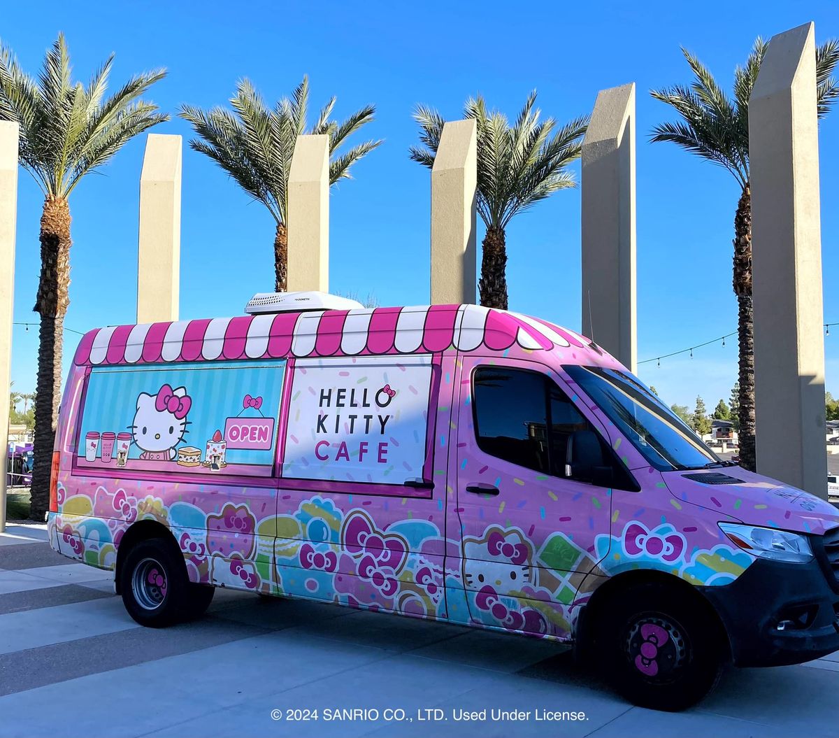 Hello Kitty Cafe Truck Central - Glendale Appearance