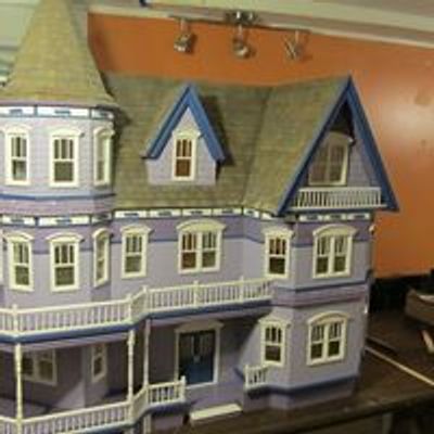 T & D Miniatures and Dollhouses