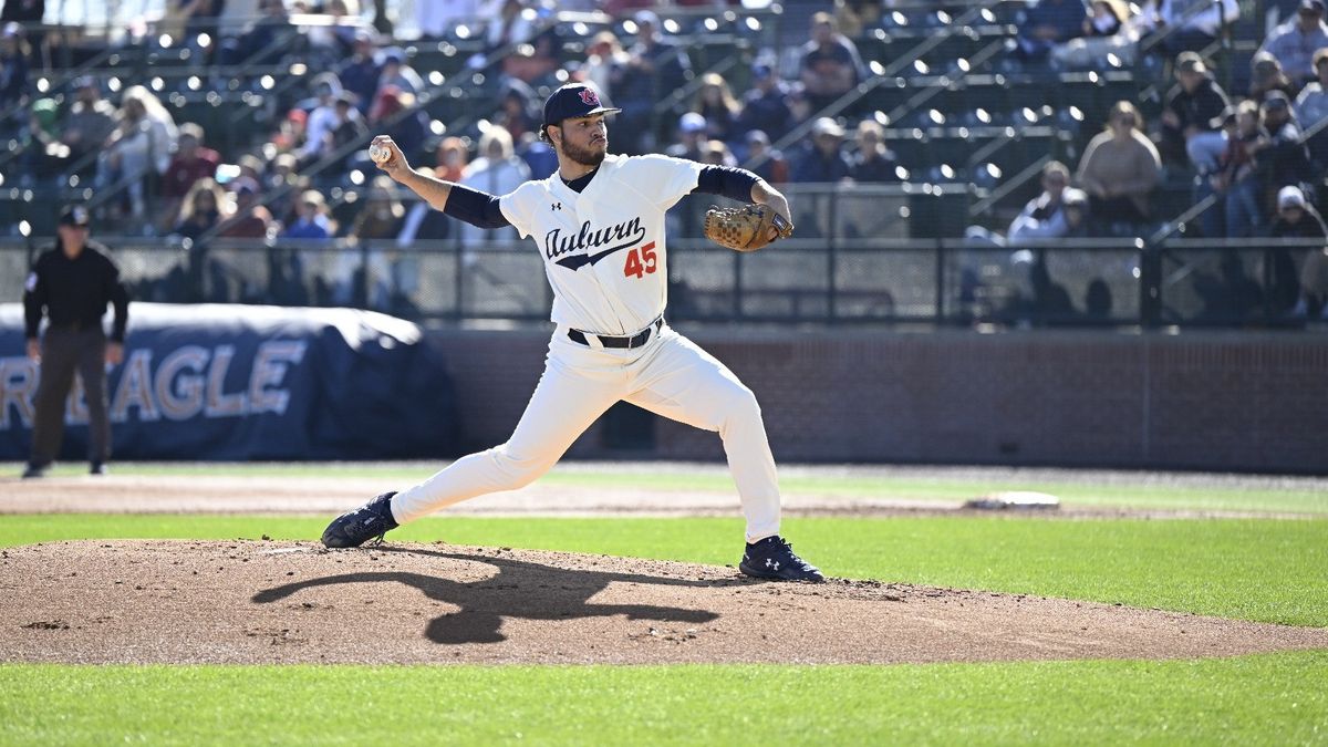 Parking Eastern Kentucky Colonels at Presbyterian Blue Hose Womens Basketball