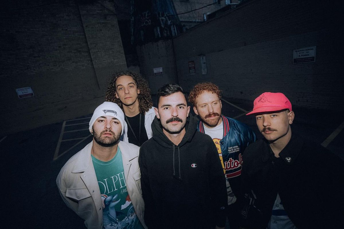 Night Cap with slenderbodies