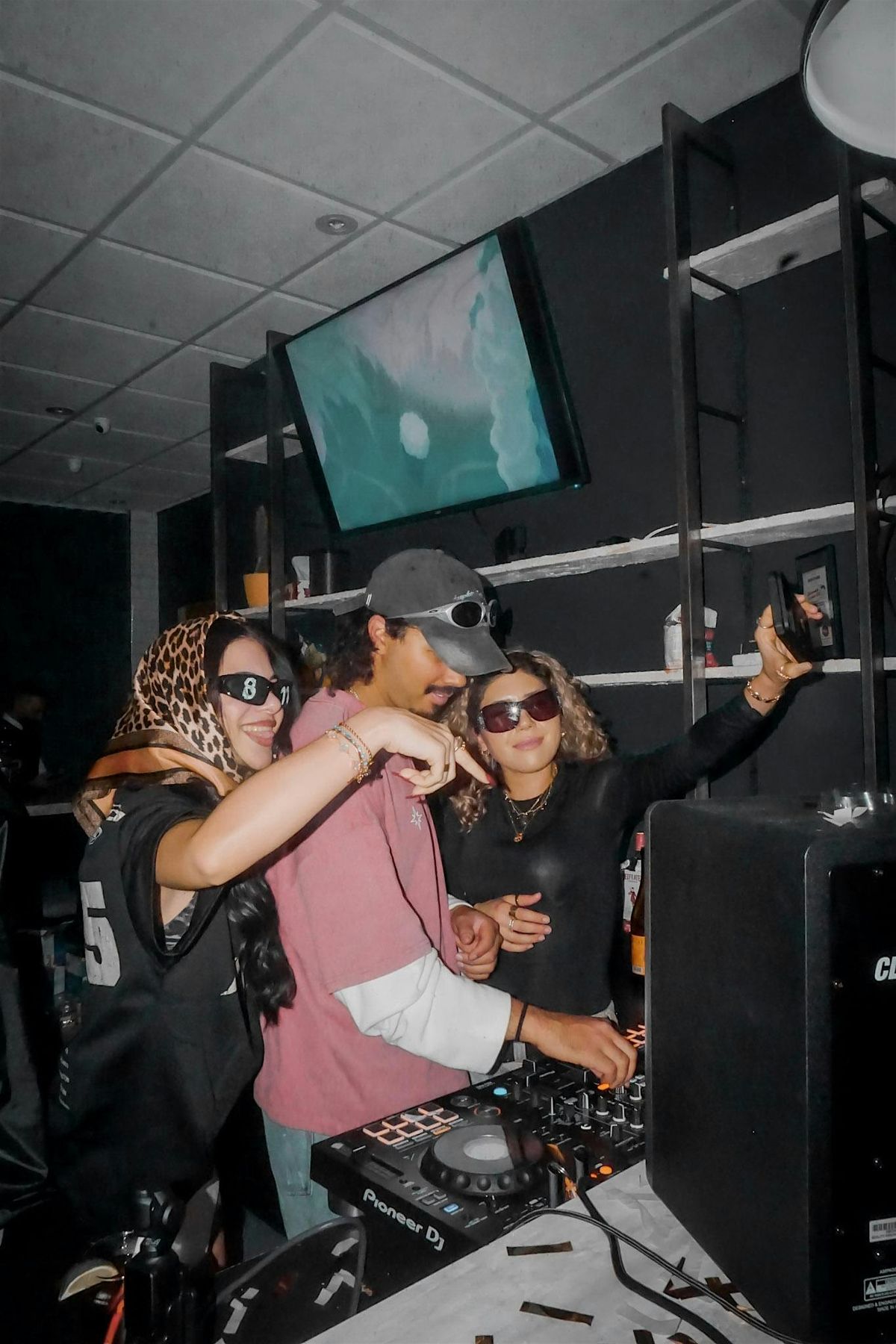 Le 8 \u00e0 11 house music event coffee GirlEdition!