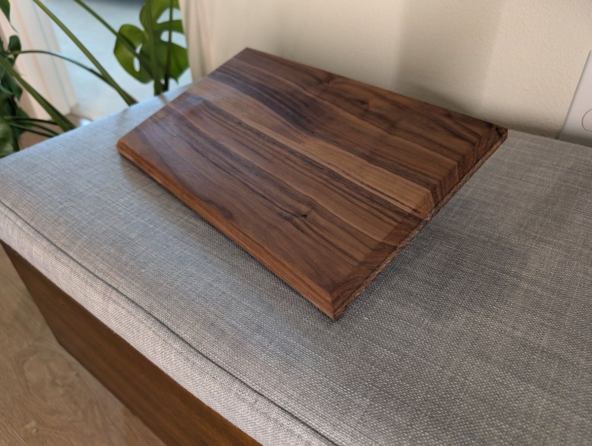 Create Your Own Walnut Cutting Board Workshop