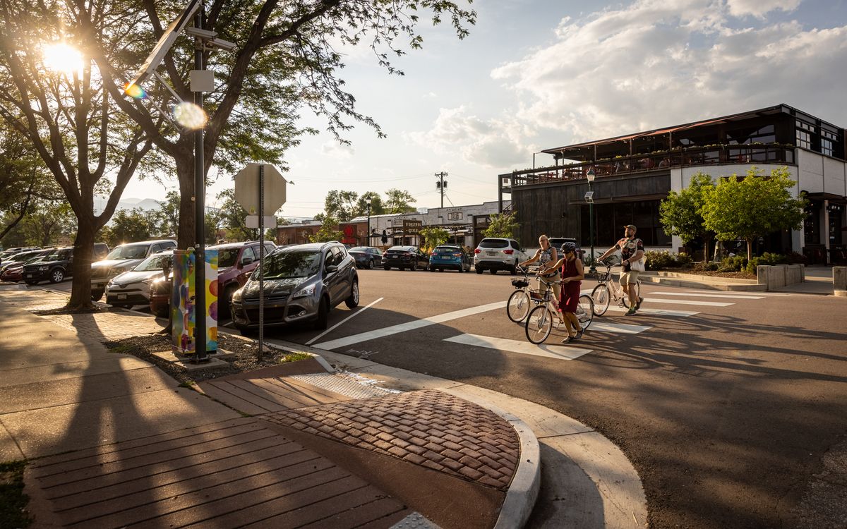 Rent an eBike for First Friday (with Discount)