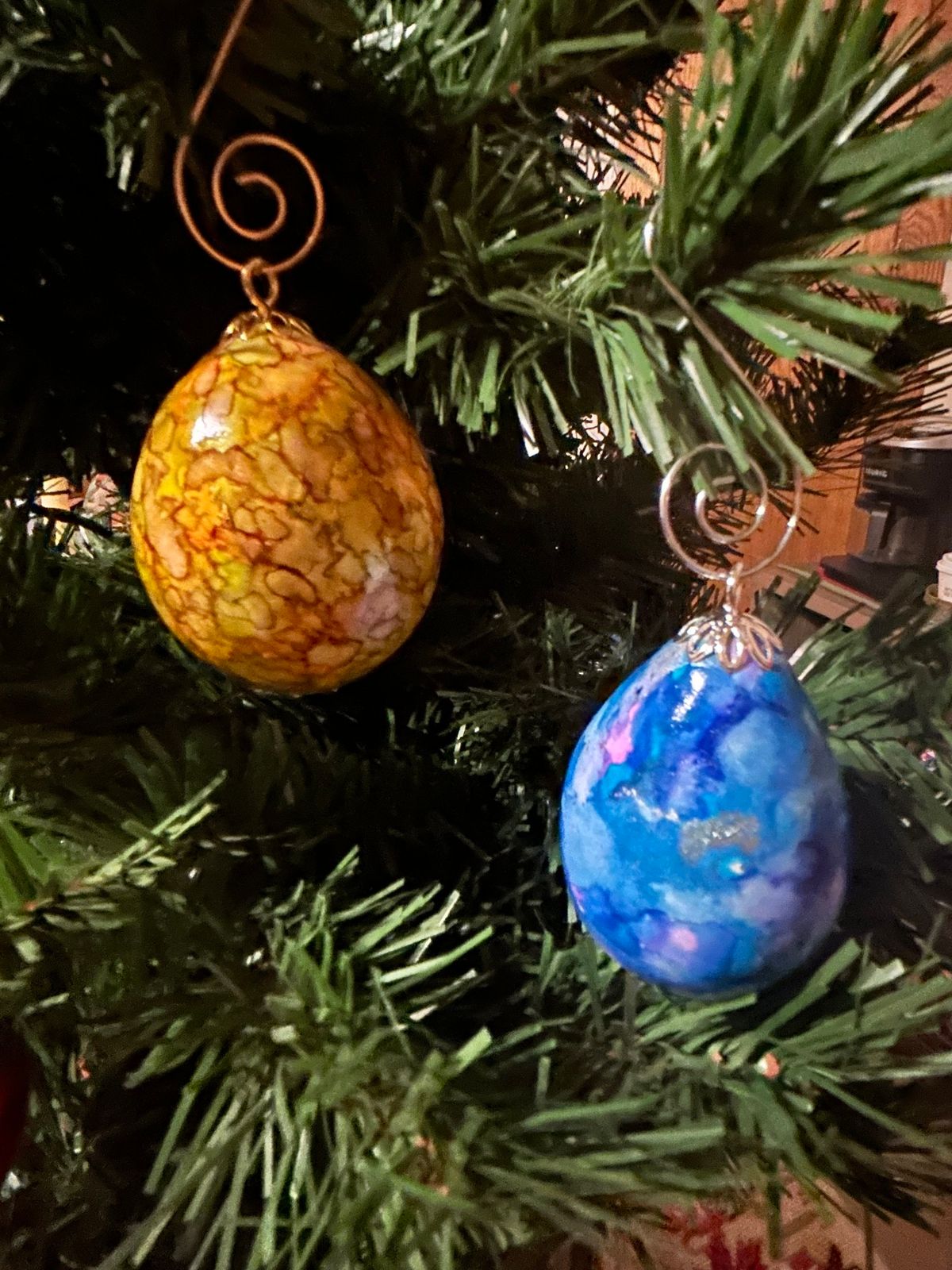 Learn to Make: Alcohol Ink Eggs 