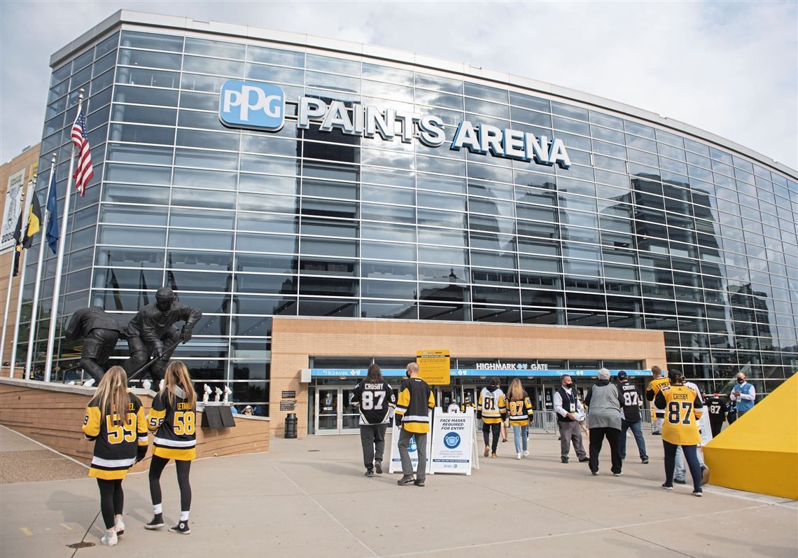 Chicago Blackhawks at Pittsburgh Penguins at PPG Paints Arena