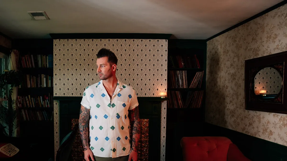 Secondhand Serenade in Jakarta Pusat