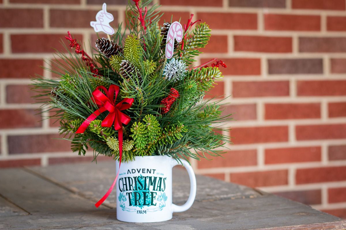 Cozy Christmas in a Mug (In-Person Workshop)