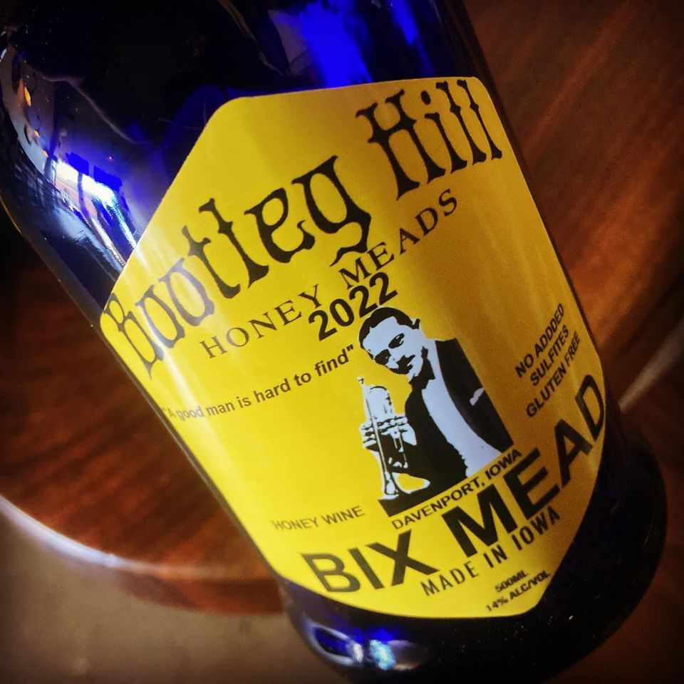 Jim and Leigh Bootleg Hill Honey Meads, 321 E 2nd St, Davenport, IA