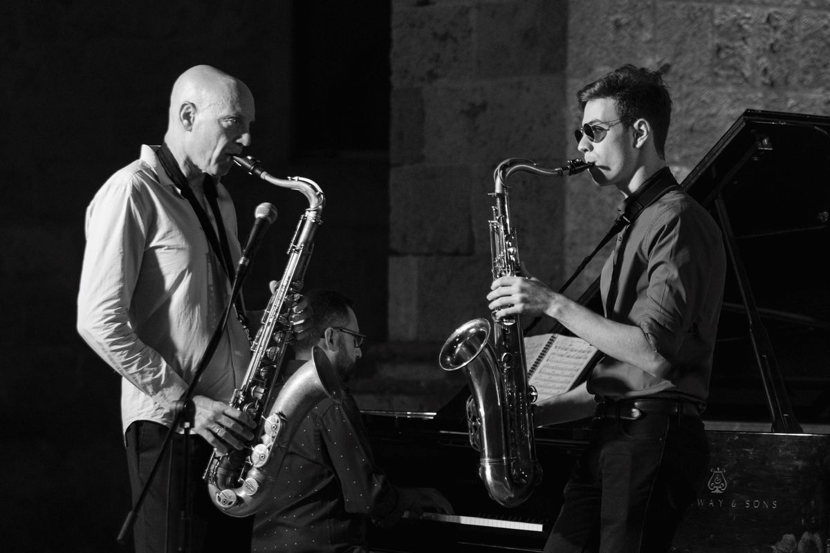 Jazz \u03c3\u03c4\u03bf \u039c\u03bf\u03c5\u03c3\u03b5\u03af\u03bf: Dimitri & Nestor Vassilakis \u2013 "Father & Son"