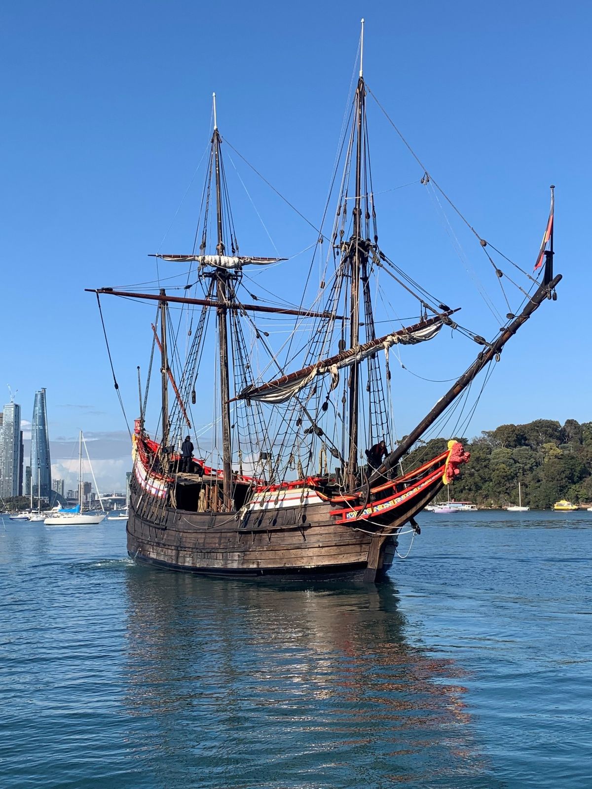 Sail the tall ship Duyfken: a spectacular afternoon on Sydney Harbour