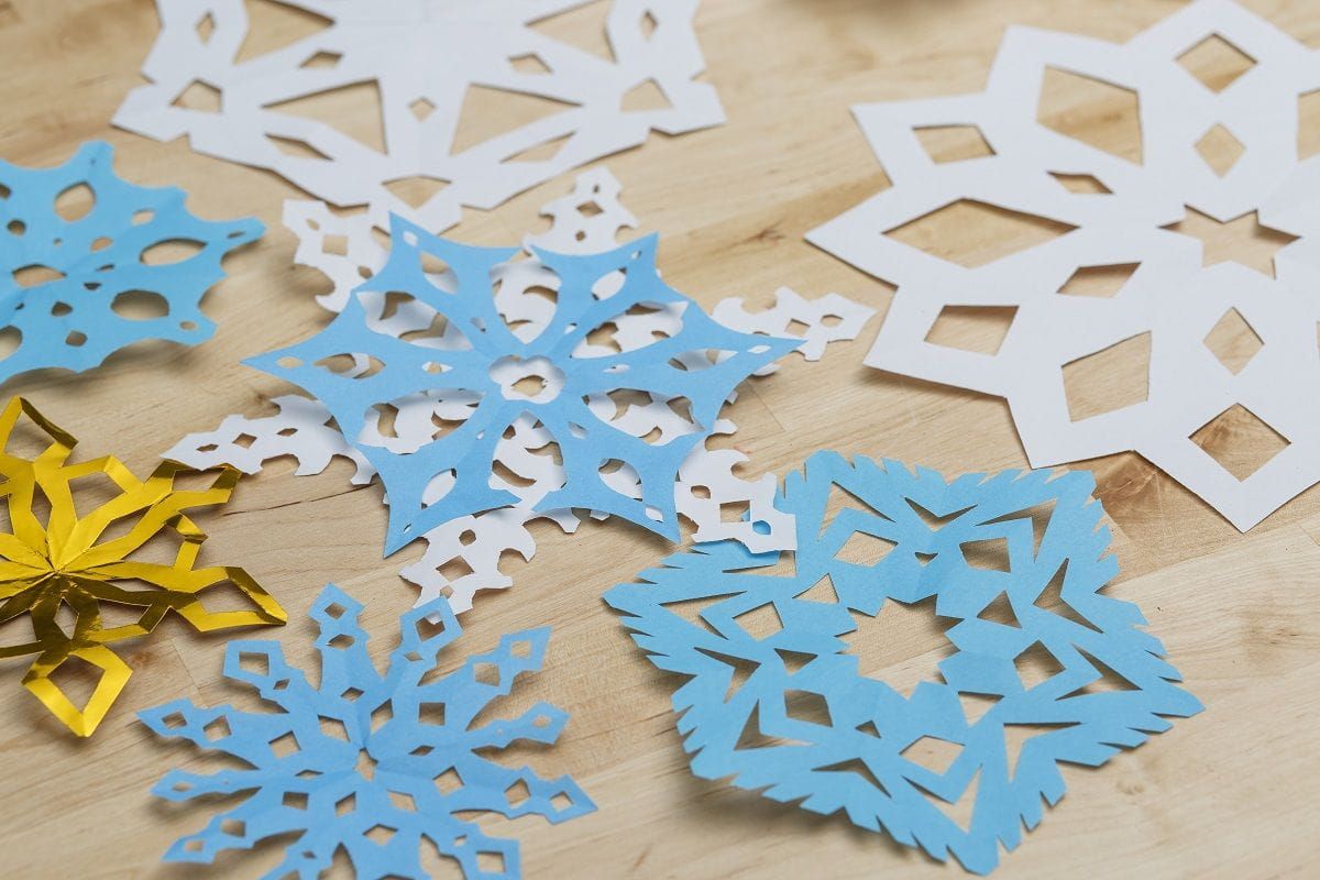 STEAM Saturday: Snowflake Art