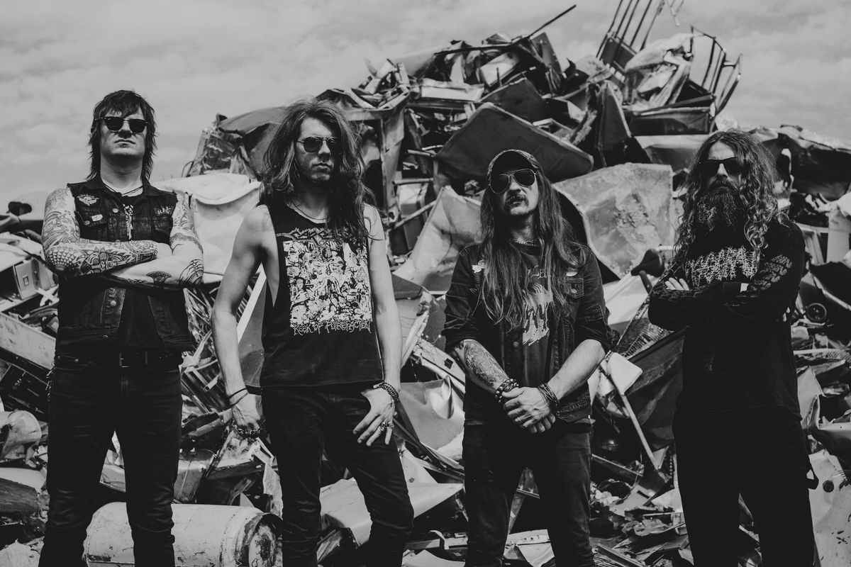 Mammoth Grinder w\/ support TBA