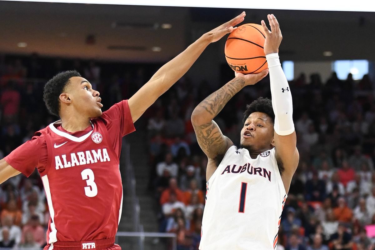 Alabama Crimson Tide at Auburn Tigers Mens Basketball