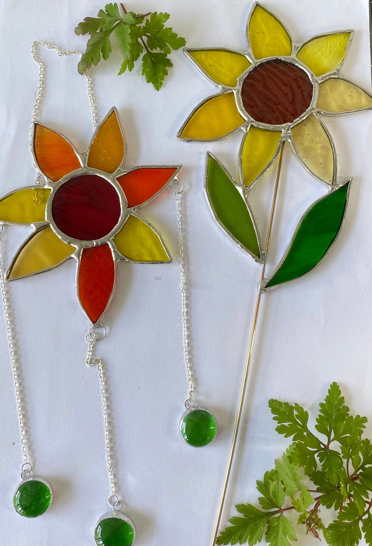 Make a Sunflower planter stake or Sunflower mobile with Caron King for Mother's Day on Mon 24.3.2025