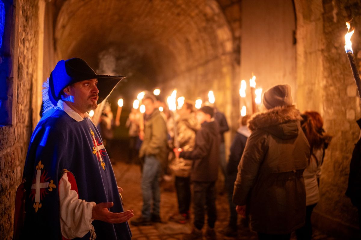 Balade aux flambeaux "Les mousquetaires au pays de la bi\u00e8re"