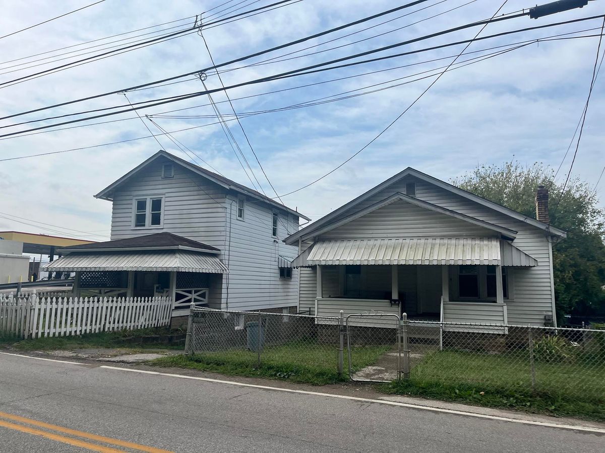 Two Homes, Duplex, & Lot in Charleston