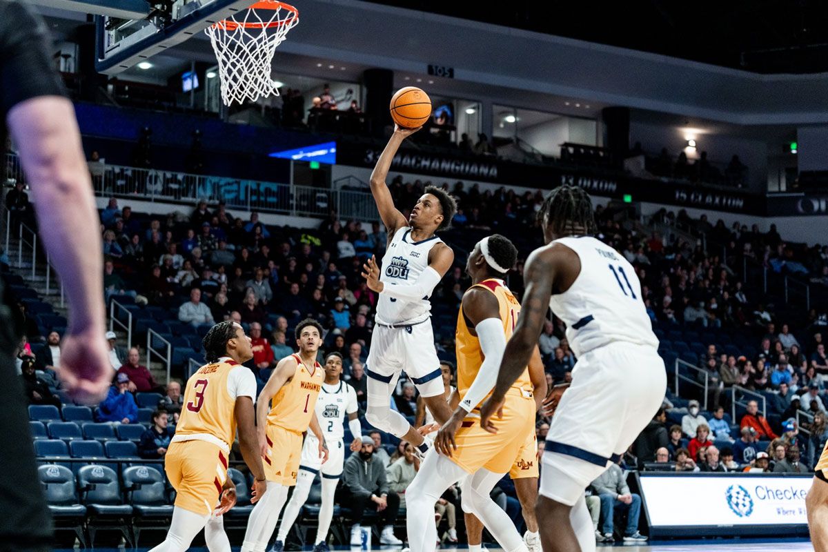 Marshall Thundering Herd at Old Dominion Monarchs Mens Basketball at Chartway Arena