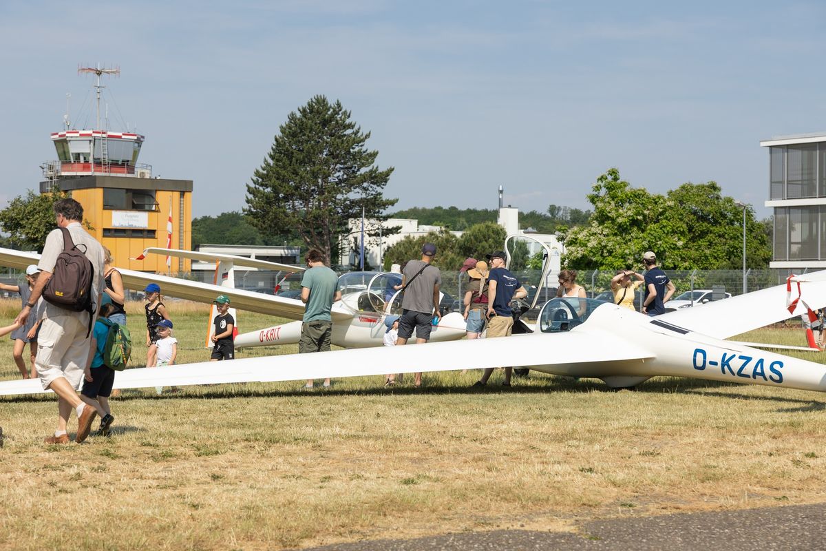 Open Airport Freiburg 2025 \/ Tage der offenen Hangartore