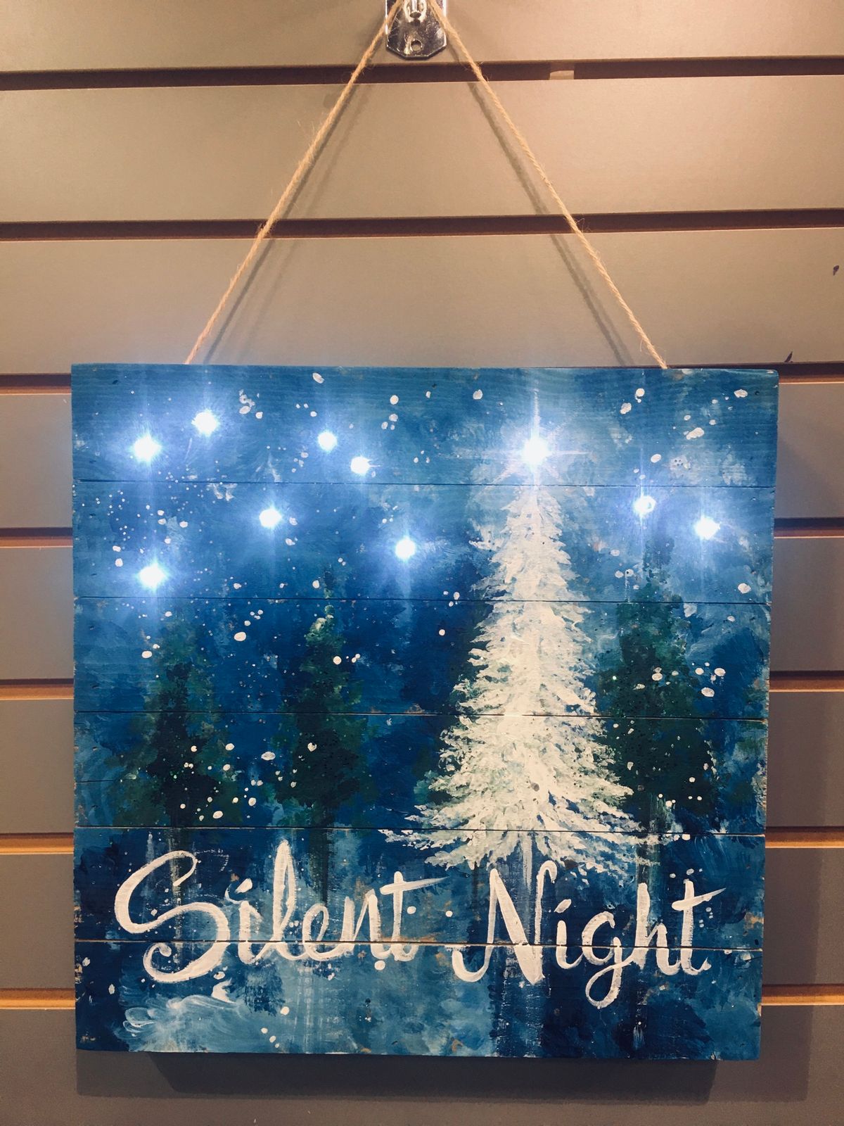 Silent Night Lighted Pallet