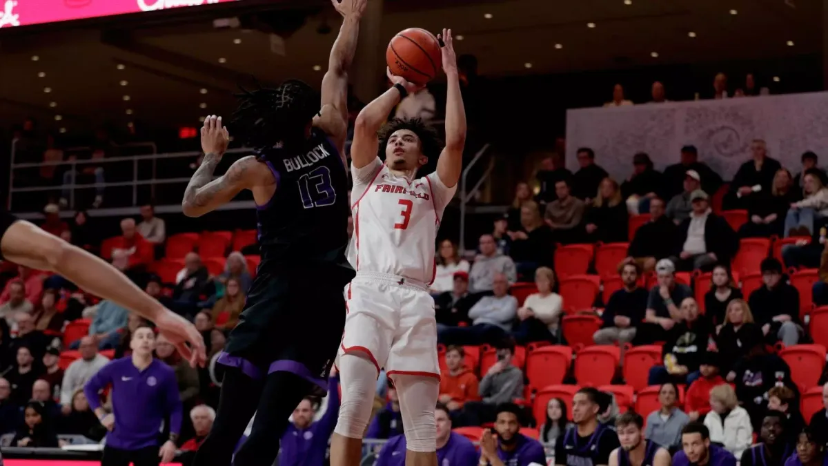 Niagara Purple Eagles at Fairfield Stags Mens Basketball