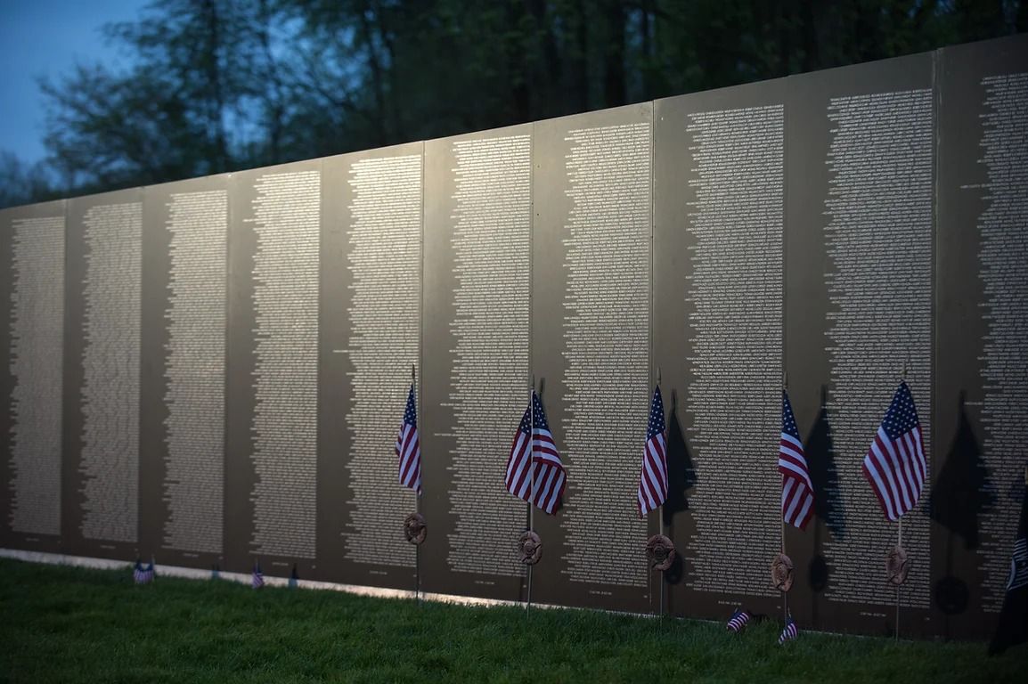 Traveling Vietnam Wall at Berkeley Park 