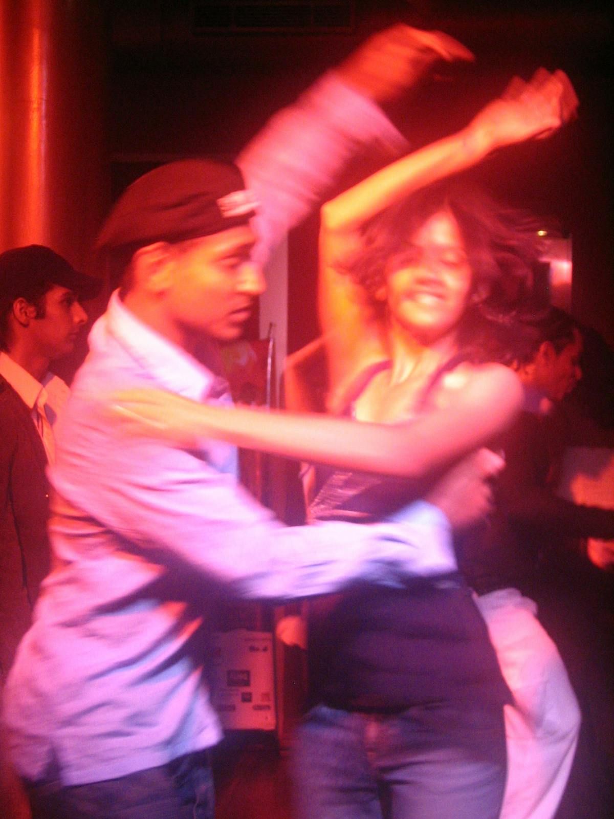 Cuban salsa classes plus social dancing, Eastbourne (14 Aug)