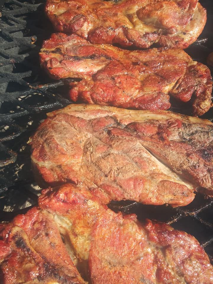 Red Top Barbecue at Old Harold Brewery