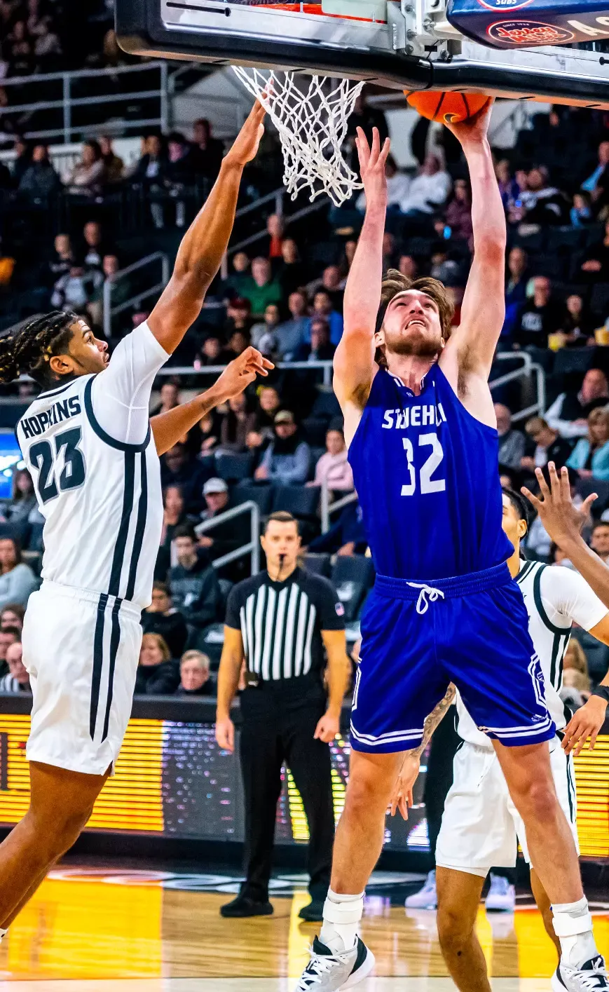 Stonehill Skyhawks at Notre Dame Fighting Irish Mens Basketball