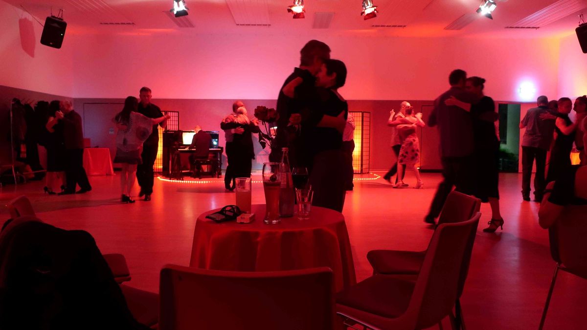 "Milonga am Zoo" am 30.11.2024 mit DJ Ulrich