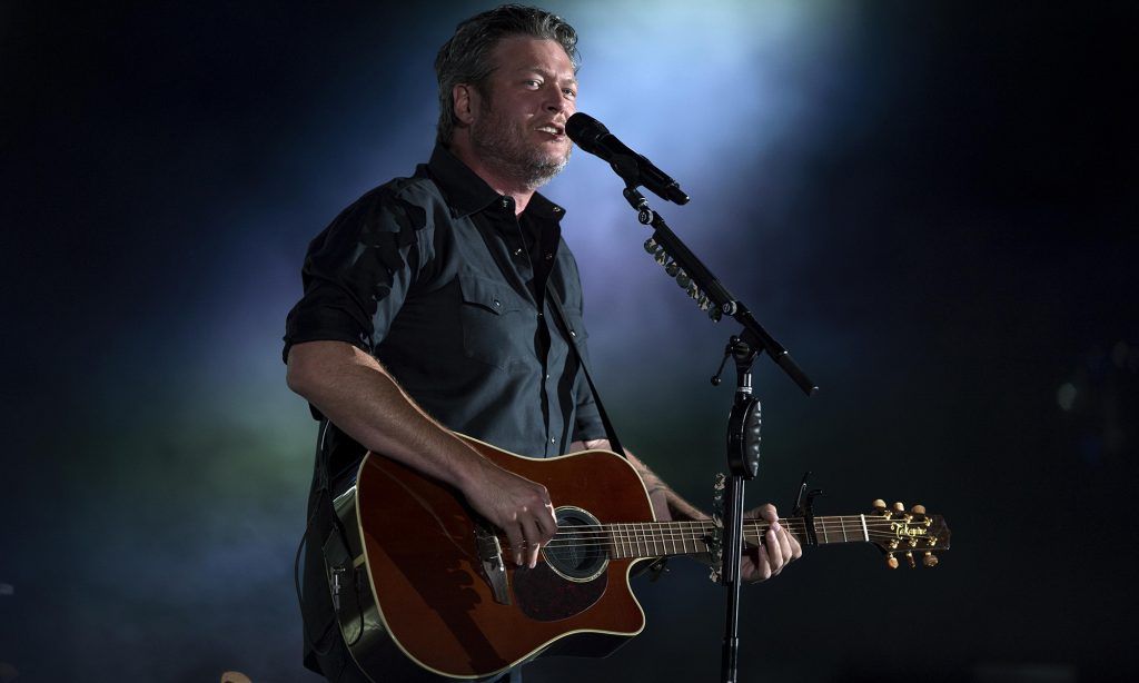 Blake Shelton live in Charleston