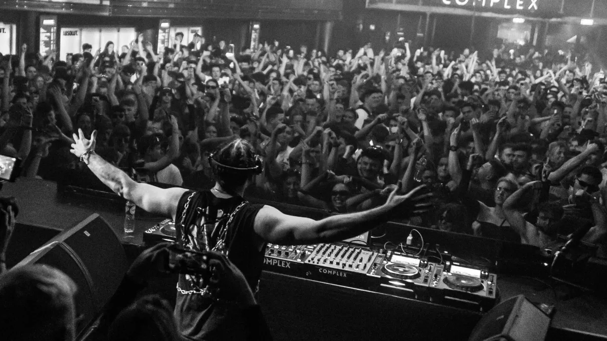 Doruksen, Ueberrest, Mahmut Bacaks\u0131z, ONI BLVCK in Istanbul