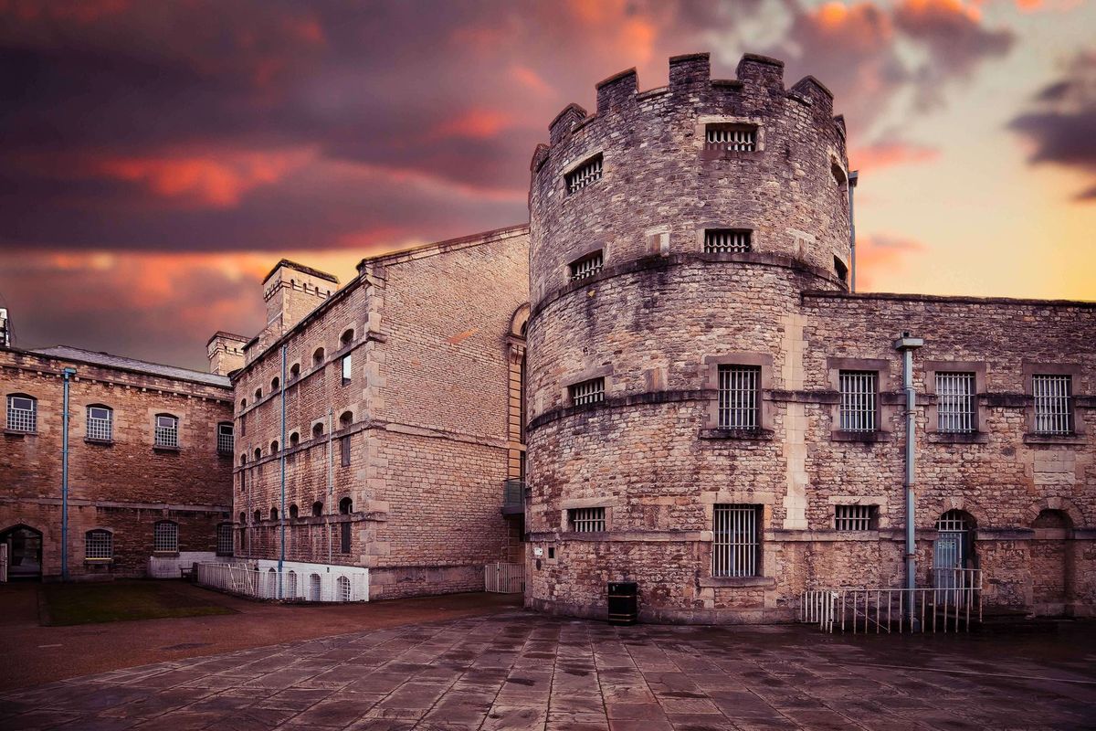 OXFORD CASTLE SLEEPOVER GHOST HUNT