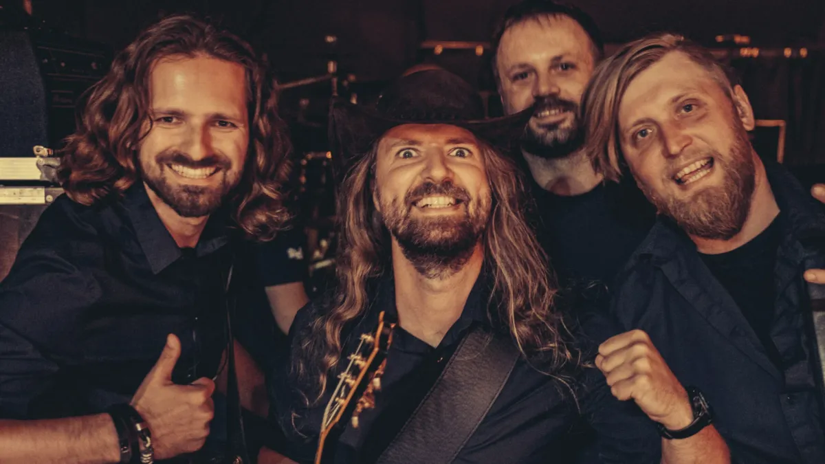 Pull The Wire in Legnica