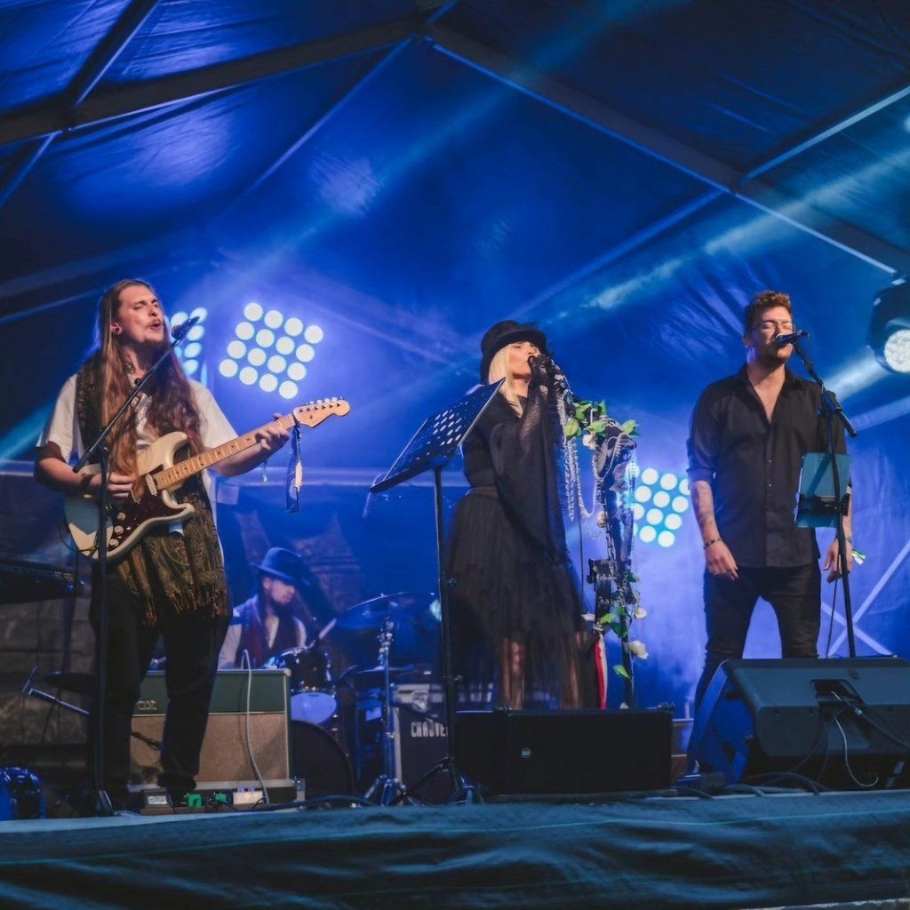 Fleetwood Shack - A Tribute to Fleetwood Mac