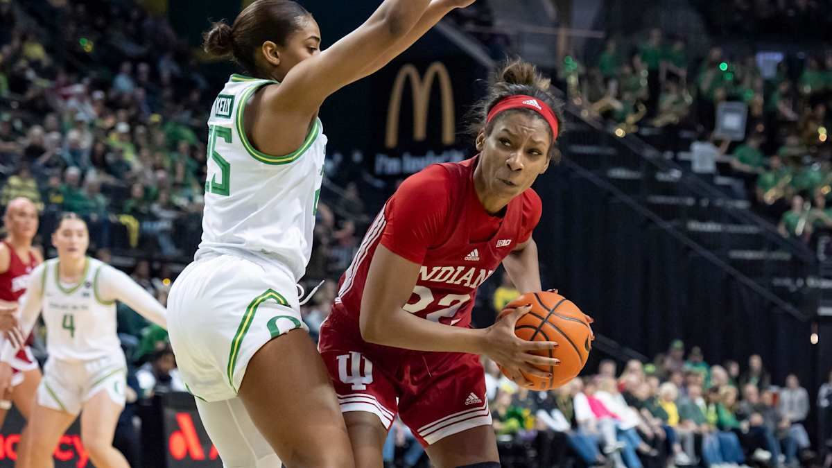 Washington Huskies at Indiana Hoosiers Womens Basketball at Simon Skjodt Assembly Hall