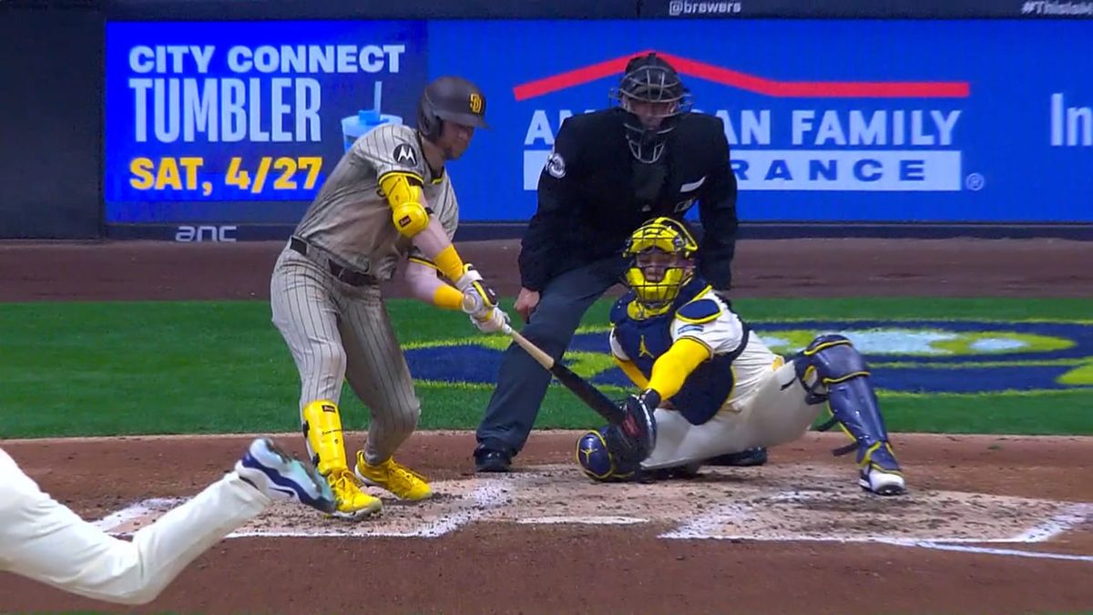 Parking Los Angeles Dodgers at Pittsburgh Pirates