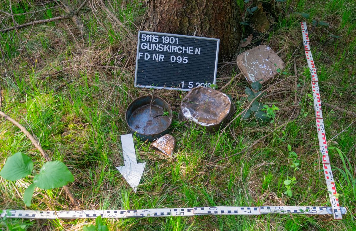 Themenrundgang: Zeitgeschichtliche Arch\u00e4ologie im ehemaligen Lagerkomplex Mauthausen-Gusen