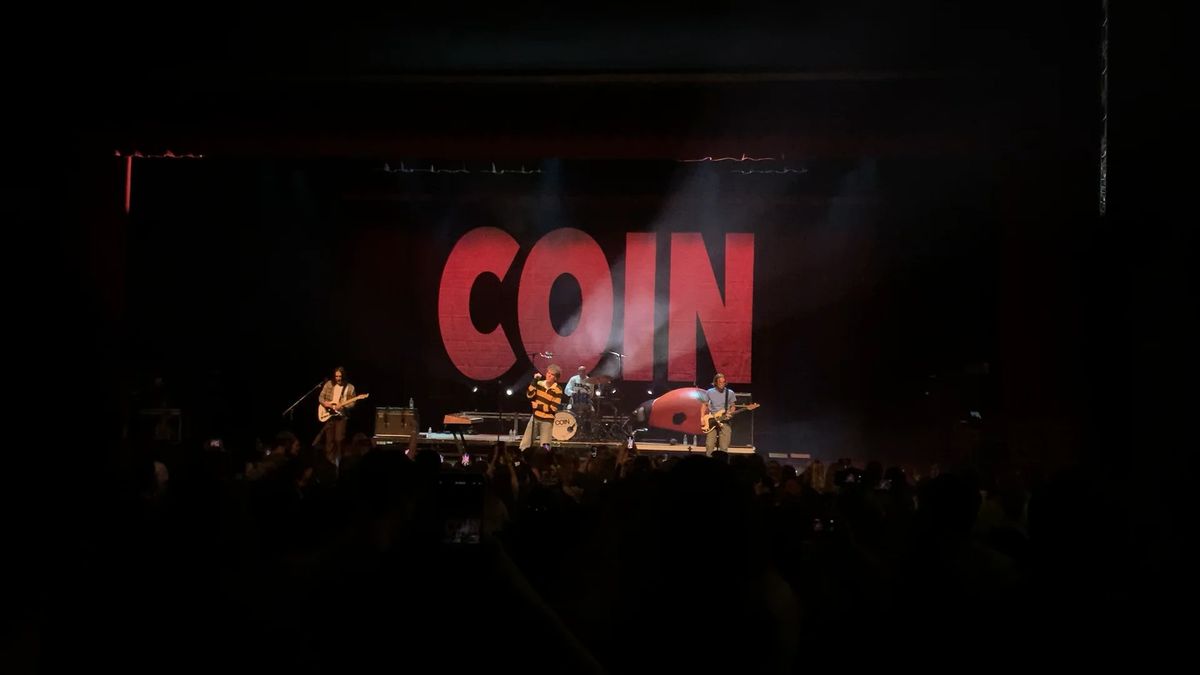 Coin at Arizona Financial Theatre