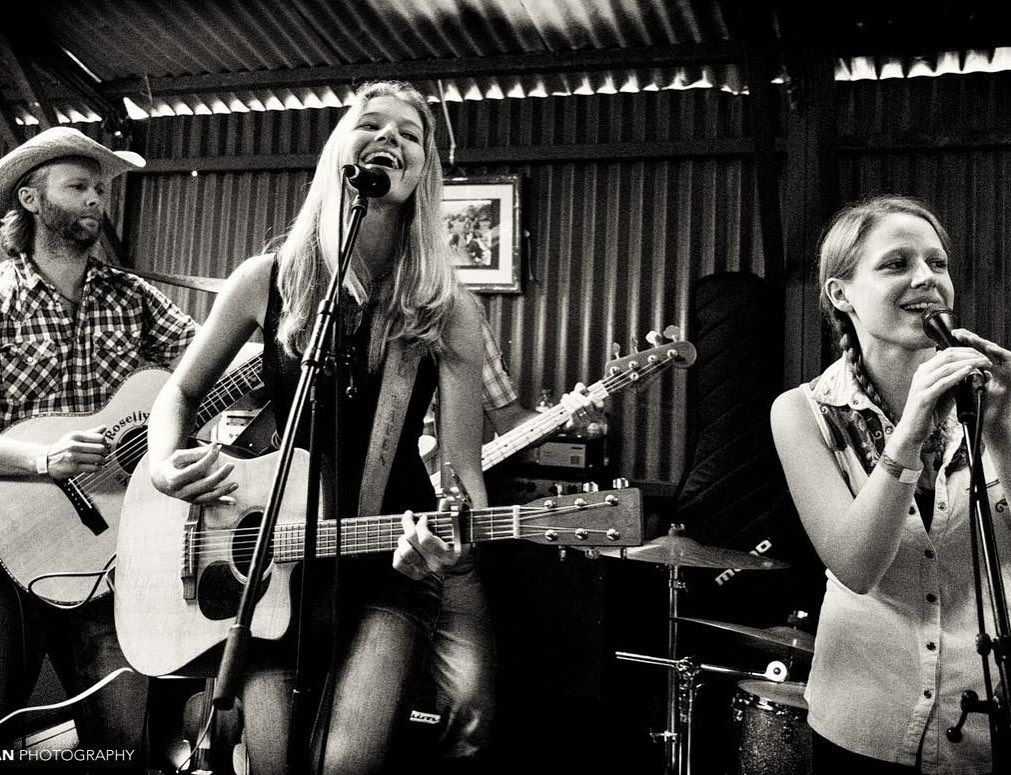 Rachel Laven & The Rosellys - Live at the Woody