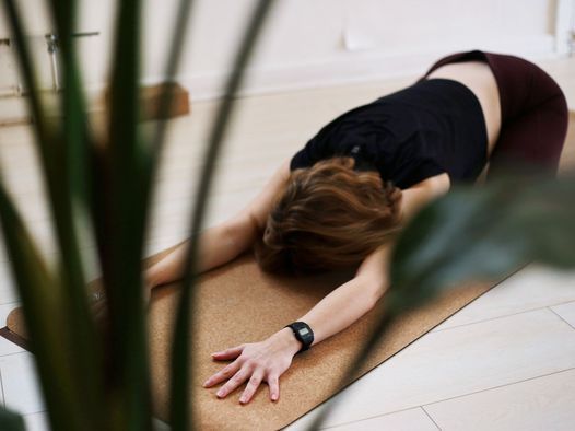Extended Yin Yang: A Nourishing End of Year Practice of Yoga, Journalling and Rest | \u00a320 with Helena