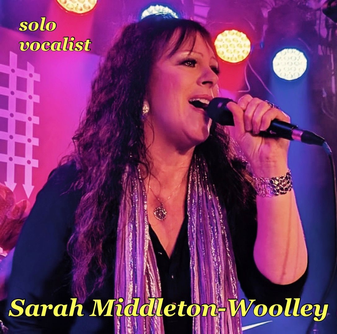 Sarah Middleton-Woolley at The Barge, Long Eaton