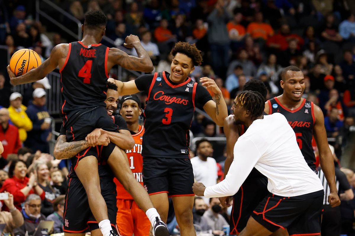 Houston Cougars at Arizona Wildcats Mens Basketball