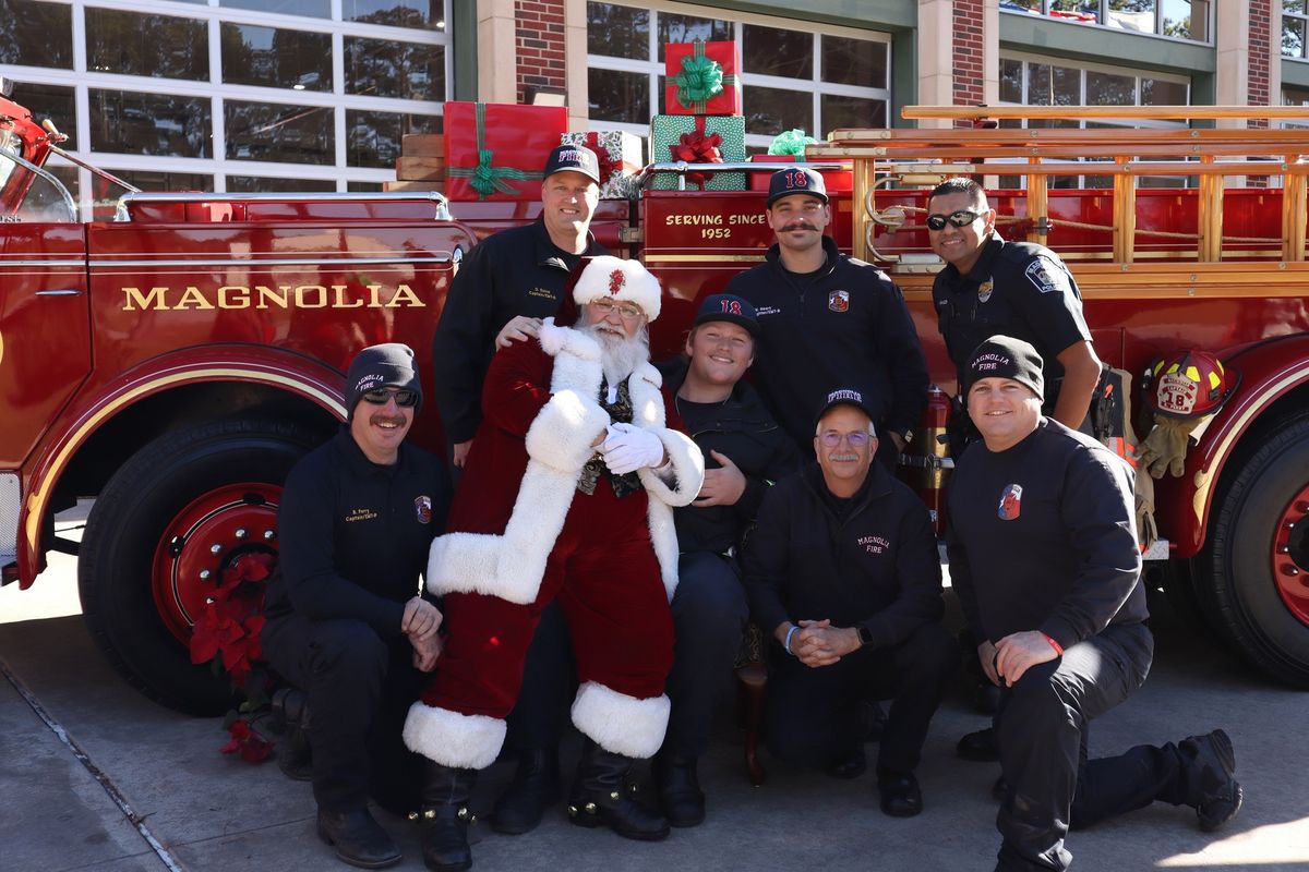 Pictures With Santa