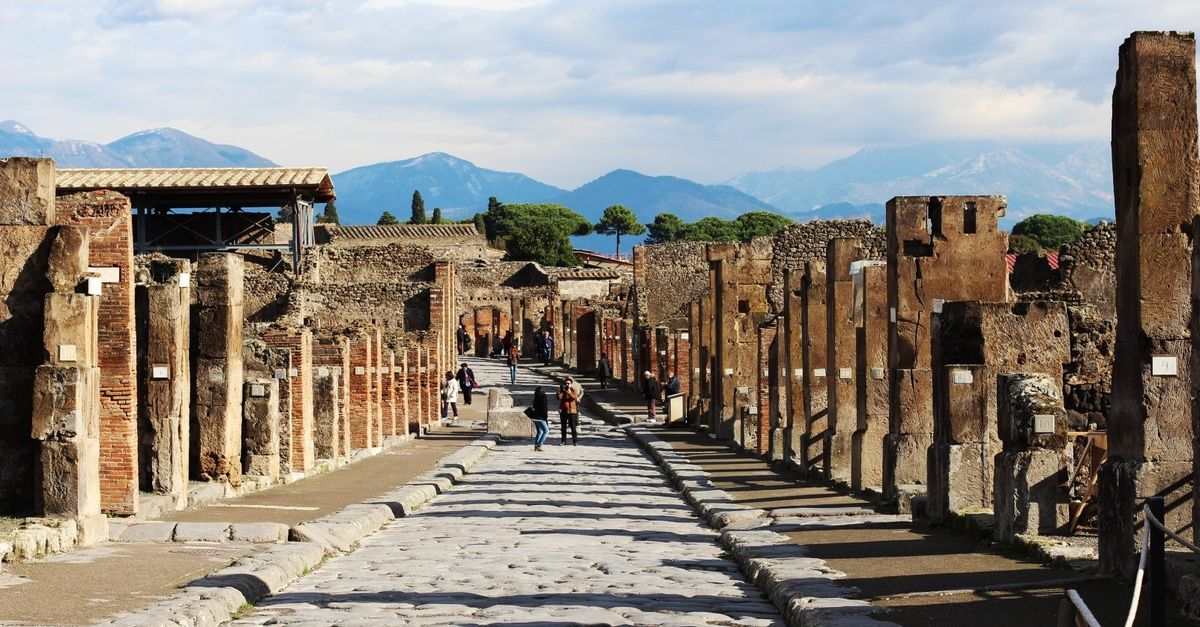 Caserta , la Reggia , gli scavi di Pompei