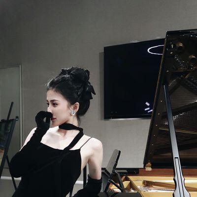 Shengzhao(Bella) Jiang